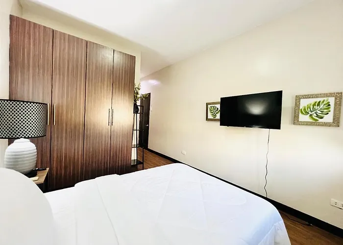 5br Townhome In Cedar Place With Parking Apartment Cebu