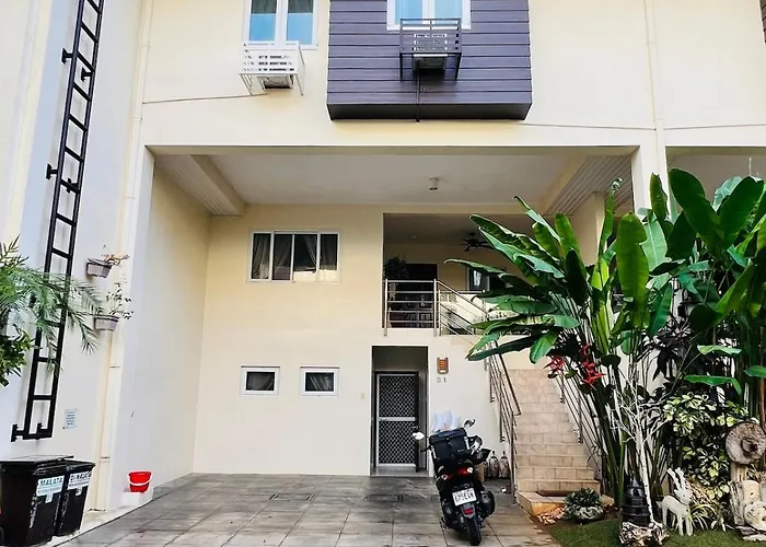 5br Townhome In Cedar Place With Parking * Cebu
