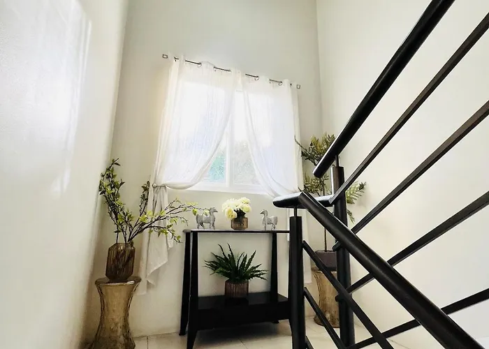 5br Townhome In Cedar Place With Parking Apartment Cebu